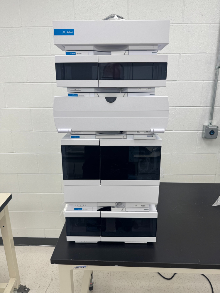 Image of Refurbished Agilent 1260 Infinity II HPLC